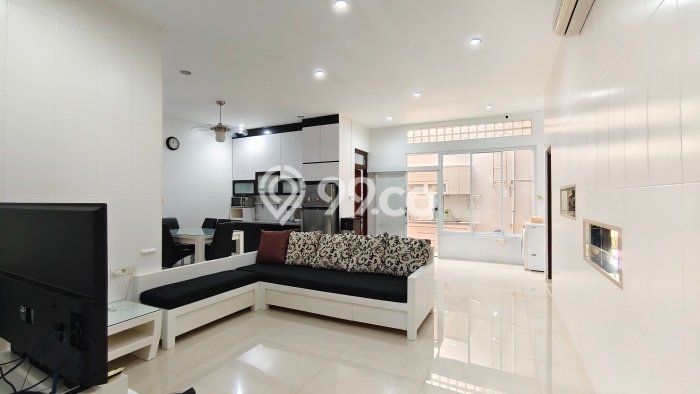 Rumah Lingkungan Asri di Denpasar Selatan, Denpasar, Luas 200m² LB 170m² Rumah Lingkungan Asri di Denpasar Selatan, Denpasar, Luas 200m² LB 170m²