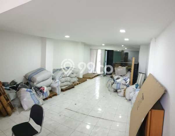 Unit Ruko Disewakan di Cihampelas di Area Ramai & Strategis Unit Ruko Disewakan di Cihampelas di Area Ramai & Strategis
