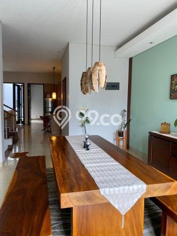 Rumah sewa siap pakai 4 KT di Setra Duta, Bandung Rumah sewa siap pakai 4 KT di Setra Duta, Bandung