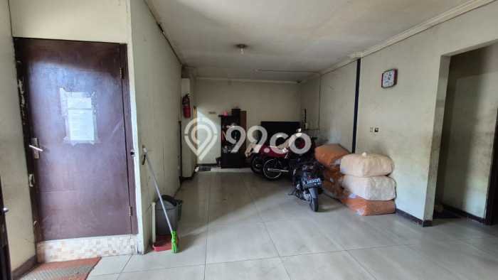 Lokasi Strategis! Dijual Gudang Bisnis di Margaasih, Bandung Kondisi Bagus Lokasi Strategis! Dijual Gudang Bisnis di Margaasih, Bandung Kondisi Bagus