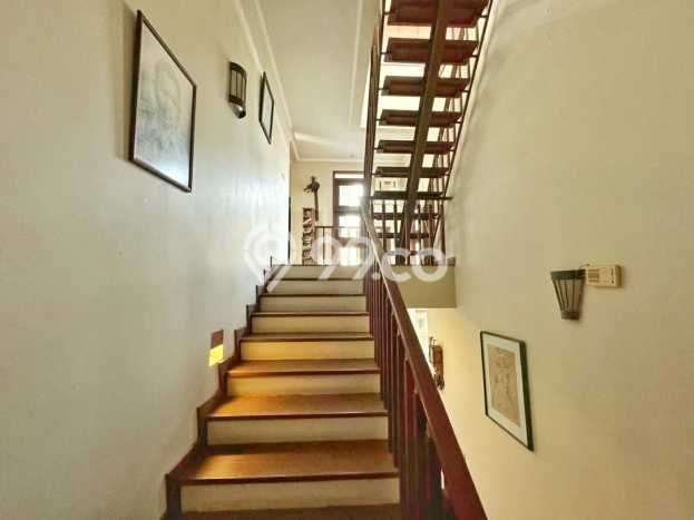 Rumah Luxury Modern Siap Huni di Geger Kalong Bandung Rumah Luxury Modern Siap Huni di Geger Kalong Bandung