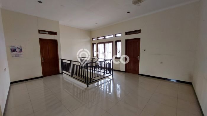 Sewa Rumah Harga Terjangkau di Turangga Bandung Punya 4 KT Sewa Rumah Harga Terjangkau di Turangga Bandung Punya 4 KT