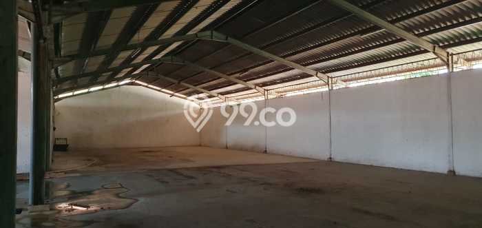 Gudang Strategis Kawasan Padalarang, Luas 6000m2m², Jalan Utama, Area Bisnis Aktif Gudang Strategis Kawasan Padalarang, Luas 6000m2m², Jalan Utama, Area Bisnis Aktif