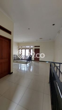 Sewa Rumah Harga Terjangkau di Turangga Bandung Punya 4 KT Sewa Rumah Harga Terjangkau di Turangga Bandung Punya 4 KT