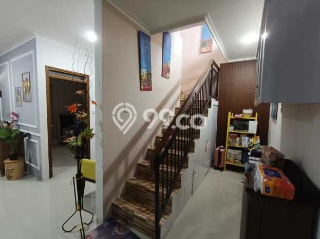 Rumah Minimalis 3 KT di Sariwangi Bandung Semi Furnished Rumah Minimalis 3 KT di Sariwangi Bandung Semi Furnished