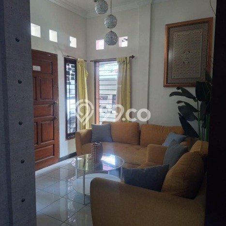 Jual Rumah Favorit Siap Huni LB 220m2 di Astanaanyar, Bandung Jual Rumah Favorit Siap Huni LB 220m2 di Astanaanyar, Bandung