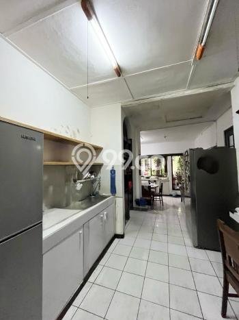Rumah Modern 17 Kamar Terawat di , Dekat Sekolah, Bandung Rumah Modern 17 Kamar Terawat di , Dekat Sekolah, Bandung