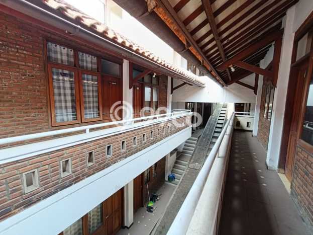 Unit Kost Dijual di Jatinangor dengan 41 Kamar Kawasan Strategis Unit Kost Dijual di Jatinangor dengan 41 Kamar Kawasan Strategis