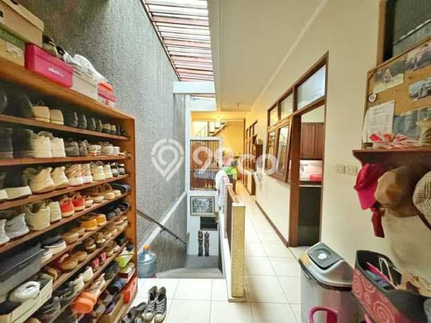 Rumah Luxury Modern Siap Huni di Geger Kalong Bandung Rumah Luxury Modern Siap Huni di Geger Kalong Bandung