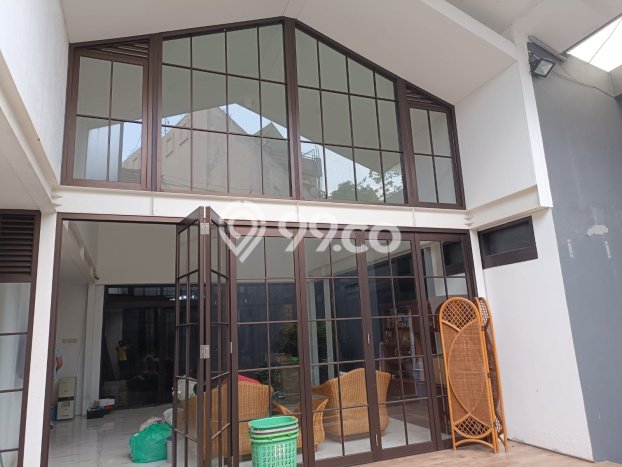 Rumah di , Bandung, LT 380m2m² Bangunan 450m2m² Rumah di , Bandung, LT 380m2m² Bangunan 450m2m²