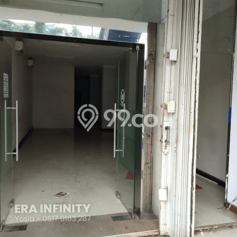 LOKASI STRATEGIS! Ruko di Veteran, Luas 300m², Area Bisnis LOKASI STRATEGIS! Ruko di Veteran, Luas 300m², Area Bisnis