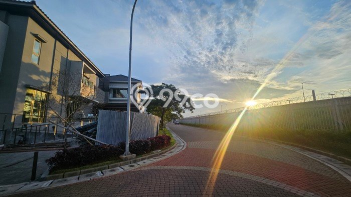 Tanah Dijual Lokasi Strategis di Jakarta Utara dengan Luas 550m2 Tanah Dijual Lokasi Strategis di Jakarta Utara dengan Luas 550m2