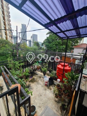Jalan Utama, Ad Kost Aktif. Dekat Kokas. Rumah Dijual Menteng Atas Jalan Utama, Ad Kost Aktif. Dekat Kokas. Rumah Dijual Menteng Atas