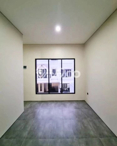 Rumah Jagakarsa Dijual. Unit Baru, Layout Bagus. Nego Rumah Jagakarsa Dijual. Unit Baru, Layout Bagus. Nego