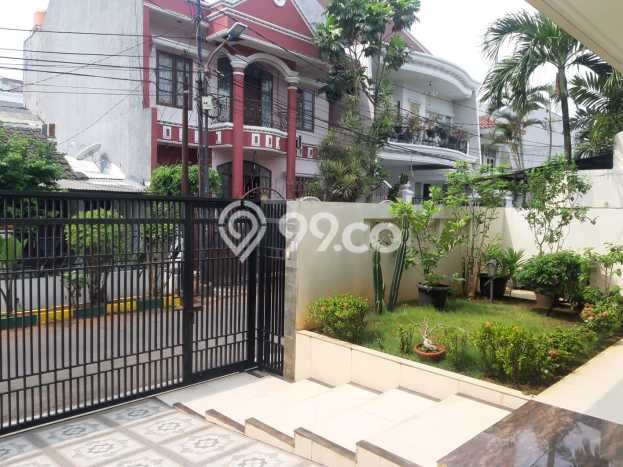 Komplek, 10meter Ke Jalan Raya Utama. Rumah Puri Indah Dijual Komplek, 10meter Ke Jalan Raya Utama. Rumah Puri Indah Dijual