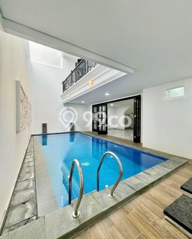 Rumah Cilandak Dijual. New Unit, Mewah, Ada Lift, Pool. Nego Rumah Cilandak Dijual. New Unit, Mewah, Ada Lift, Pool. Nego