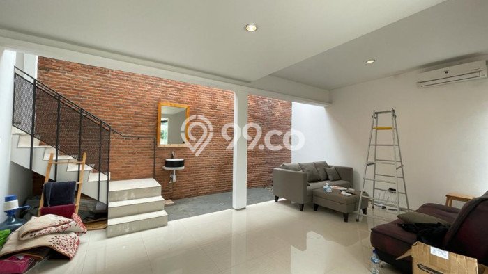 Rumah Cibubur, Kranggan Dijua. Smarthome, Unit New. 1 Man Aja Rumah Cibubur, Kranggan Dijua. Smarthome, Unit New. 1 Man Aja