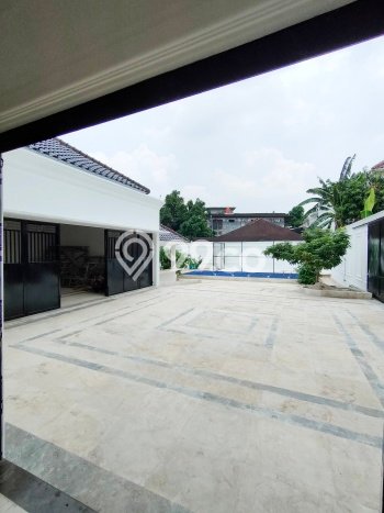 Super Nego, Luas, Ada Lap Basket, Pool. Rumah Dijual Jagakarsa Super Nego, Luas, Ada Lap Basket, Pool. Rumah Dijual Jagakarsa