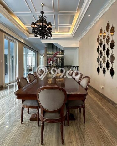 Rumah Dijual Senopati Area, Kebayoran Baru. Mewah, Terawat. Nego Rumah Dijual Senopati Area, Kebayoran Baru. Mewah, Terawat. Nego