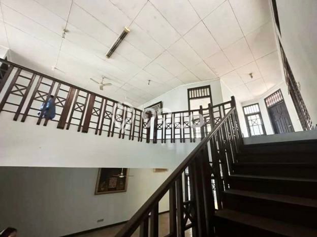 Hitung Tanah, Jual Cepat. Nego. Rumah Pondok Indah Dijual Hitung Tanah, Jual Cepat. Nego. Rumah Pondok Indah Dijual