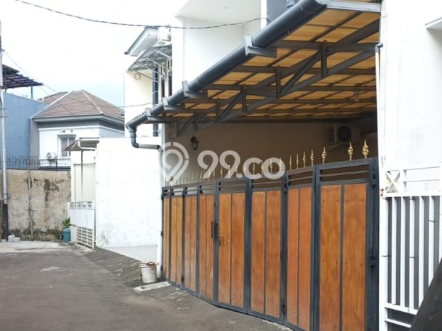 Rumah Dijual Kembangan, Kav Hankam. Murah, Terawat. Nego Rumah Dijual Kembangan, Kav Hankam. Murah, Terawat. Nego