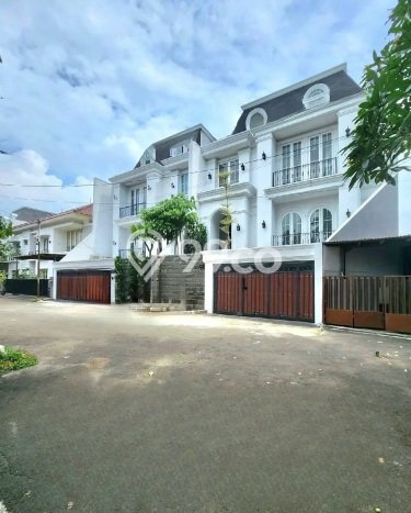 Rumah Dijual Cipete. Unit Baru American Classic, Di Komplek Rumah Dijual Cipete. Unit Baru American Classic, Di Komplek