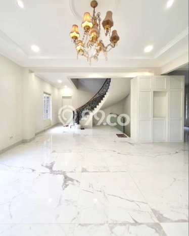 Turun Harga, Jual Cpt. Nego. Rumah Arteri Pondok Indah Dijual Turun Harga, Jual Cpt. Nego. Rumah Arteri Pondok Indah Dijual