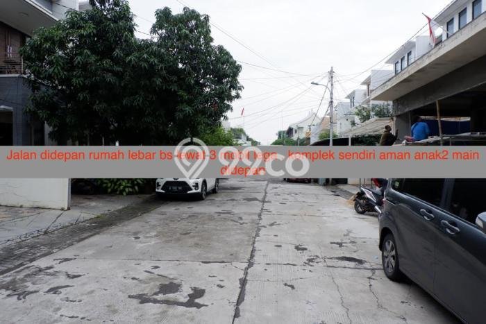 For Sale! Luxury House LT 208m2 Desain Modern di Tanjung Duren For Sale! Luxury House LT 208m2 Desain Modern di Tanjung Duren