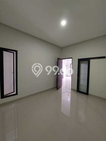 Jual Rumah Bagus Siap Huni LB 117m2 di Pinang, Tangerang Jual Rumah Bagus Siap Huni LB 117m2 di Pinang, Tangerang