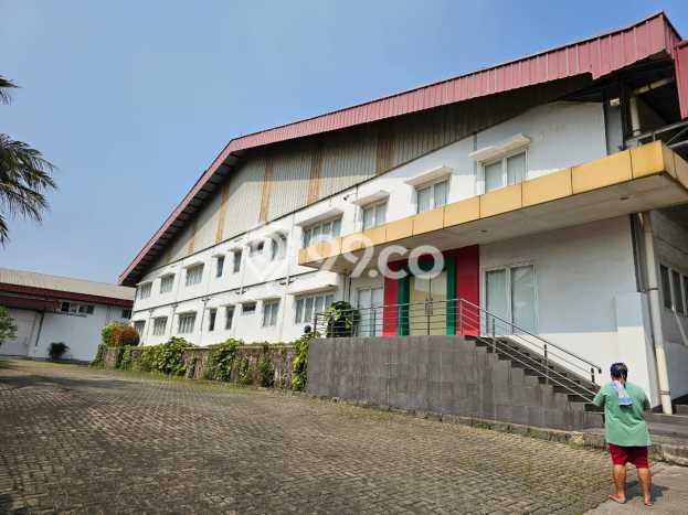 Lokasi Strategis! Dijual Gudang Bisnis di Citeureup, Bogor Kondisi Baik Lokasi Strategis! Dijual Gudang Bisnis di Citeureup, Bogor Kondisi Baik