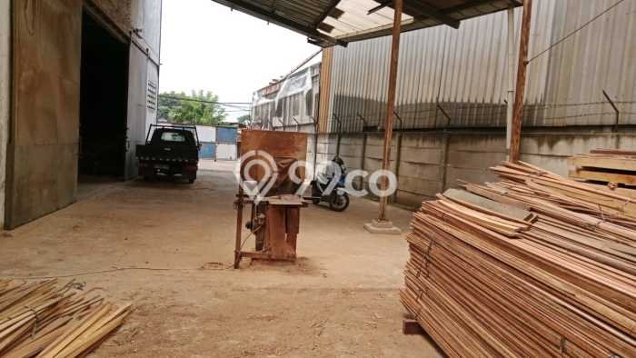 Gudang Dijual Lokasi Emas di Periuk Luas 1000m2 Gudang Dijual Lokasi Emas di Periuk Luas 1000m2