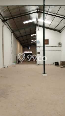 Disewakan Gudang di Kawasan Ramai Teluk Naga Luas 924m2 Disewakan Gudang di Kawasan Ramai Teluk Naga Luas 924m2