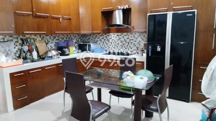 Rumah Elit LB 173m2 Siap Huni Desain Elegan di Duta Garden, Tangerang Rumah Elit LB 173m2 Siap Huni Desain Elegan di Duta Garden, Tangerang