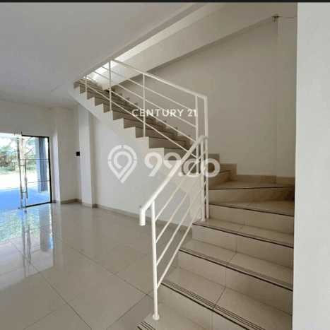 FOR SALE! Ruko di Cakung Jakarta Timur, LT 75m2, LB 170m2 FOR SALE! Ruko di Cakung Jakarta Timur, LT 75m2, LB 170m2