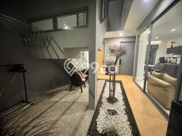 Rumah Luas Asri 3 KT Siap Pakai di Harapan Indah Bekasi Rumah Luas Asri 3 KT Siap Pakai di Harapan Indah Bekasi