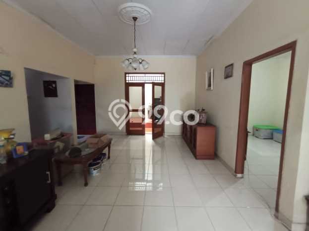 Hunian Cantik Modern Lb 250m2 di Duren Sawit, Jakarta Timur Hunian Cantik Modern Lb 250m2 di Duren Sawit, Jakarta Timur