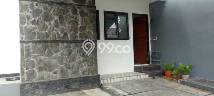 Siap Huni Rumah Mewah 3 Kamar di Kebayoran Baru Dekat ke Mana Saja Siap Huni Rumah Mewah 3 Kamar di Kebayoran Baru Dekat ke Mana Saja