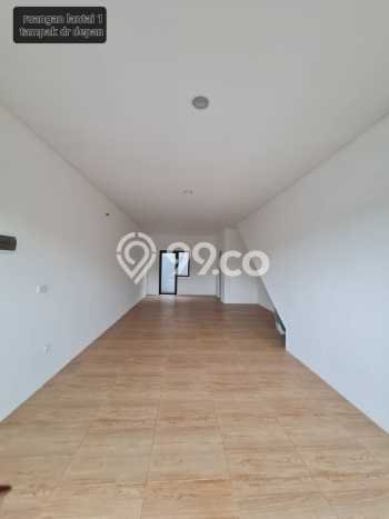 Disewakan Ruko di Karawaci Tangerang LT 75m2, LB 225m2 Disewakan Ruko di Karawaci Tangerang LT 75m2, LB 225m2