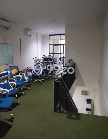 Disewakan Ruko komersial di Kelapa Gading luas bangunan 270m2 Disewakan Ruko komersial di Kelapa Gading luas bangunan 270m2