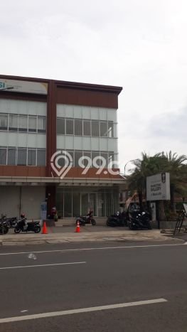 Unit Ruko Disewa Lokasi Karawang Barat, Karawang Spesifikasi Luas Bangunan 5m2 Unit Ruko Disewa Lokasi Karawang Barat, Karawang Spesifikasi Luas Bangunan 5m2