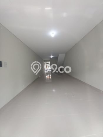 Unit Ruko Disewa Lokasi Karawang Barat, Karawang Spesifikasi Luas Bangunan 5m2 Unit Ruko Disewa Lokasi Karawang Barat, Karawang Spesifikasi Luas Bangunan 5m2