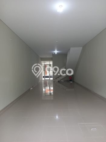 Unit Ruko Disewa Lokasi Karawang Barat, Karawang Spesifikasi Luas Bangunan 5m2 Unit Ruko Disewa Lokasi Karawang Barat, Karawang Spesifikasi Luas Bangunan 5m2