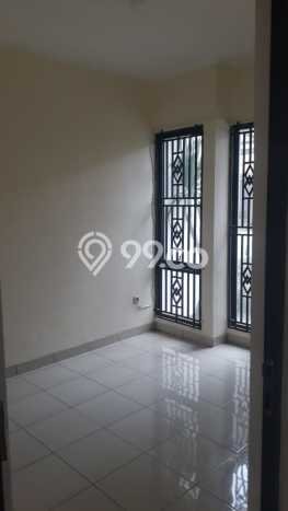 Lokasi terbaik! Rumah siap pakai disewakan di Karawang Barat LB 240m2 Lokasi terbaik! Rumah siap pakai disewakan di Karawang Barat LB 240m2