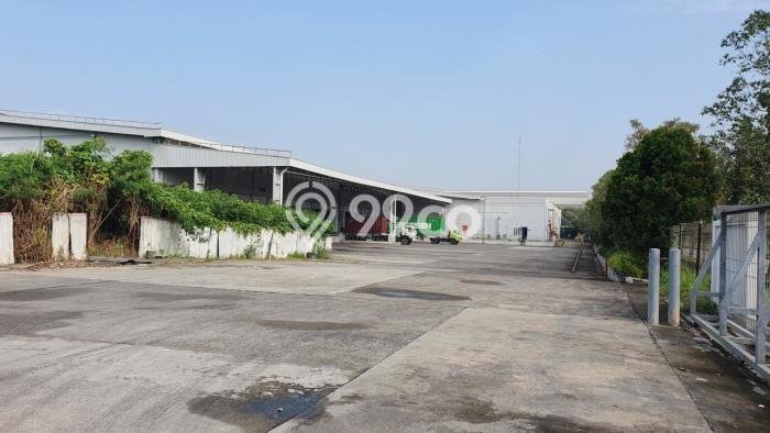Gudang untuk Disewa di Pusat Bekasi Luas Bangunan 16100m2 Gudang untuk Disewa di Pusat Bekasi Luas Bangunan 16100m2