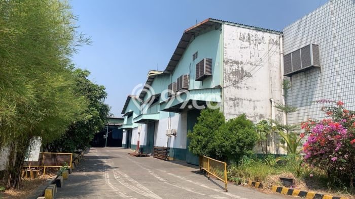 Gudang Dijual di Bekasi LT 11000m2 & LB 7500m2 Lokasi Terbaik! Gudang Dijual di Bekasi LT 11000m2 & LB 7500m2 Lokasi Terbaik!