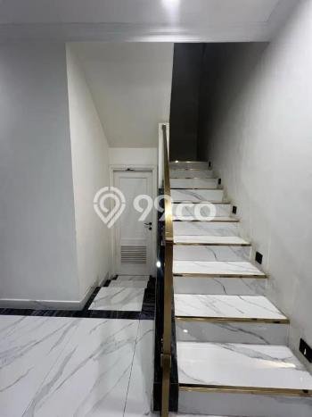 Rumah Luxury Modern Siap Huni di Puri Mansion Jakarta Barat Rumah Luxury Modern Siap Huni di Puri Mansion Jakarta Barat