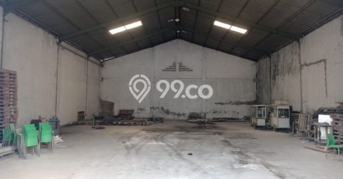 Gudang Disewa di Tangerang dengan LB 480m2 Area Komersial Ramai Gudang Disewa di Tangerang dengan LB 480m2 Area Komersial Ramai