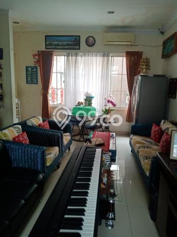 Dijual Rumah Luas Megah Dengan View Eksklusif di Green Lake City, Jakarta Barat Dijual Rumah Luas Megah Dengan View Eksklusif di Green Lake City, Jakarta Barat