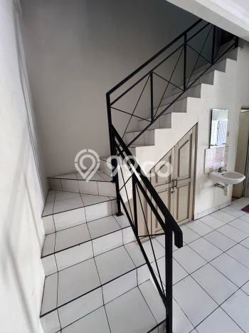 Dijual Rumah Eksklusif 2 KT di Duri Kosambi, Jakarta Barat Dijual Rumah Eksklusif 2 KT di Duri Kosambi, Jakarta Barat