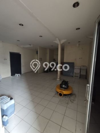 Unit Gudang Dijual di Cipondoh Tangerang 214m2 Unit Gudang Dijual di Cipondoh Tangerang 214m2